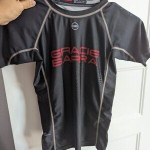 GB youth large rashguard